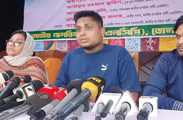 সংস্কার না হলে নির্বাচন হতে পারে না: হাসনাত আবদুল্লাহ